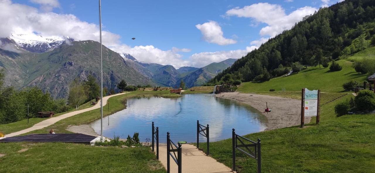T2 Meublé Tourisme 3 étoiles TOUT CONFORT linge de lit-serviettes-ménage-parking privé avec superbe vue et au pied des pistes Les Deux Alpes Exterior foto